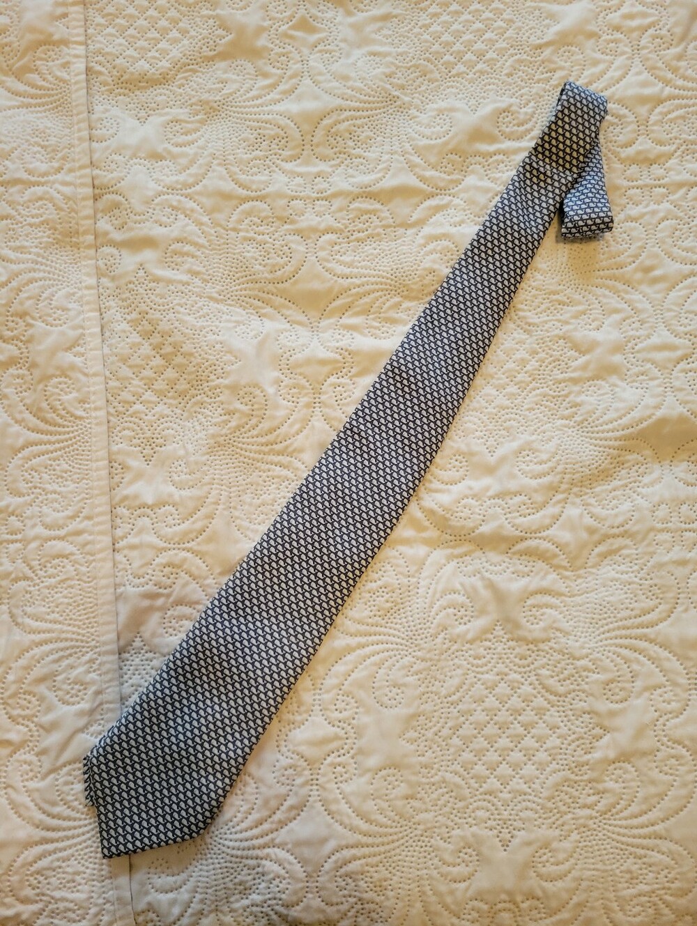 Vineyard Vines Mens Silk Tie Navy Whale Hand Picked Shep & Ian Preppy Classic
